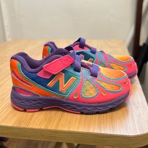 Girls new balance size 6 multi colored
